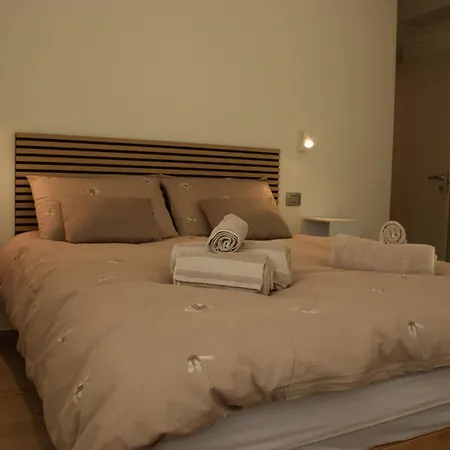 Casa Acero Tirano