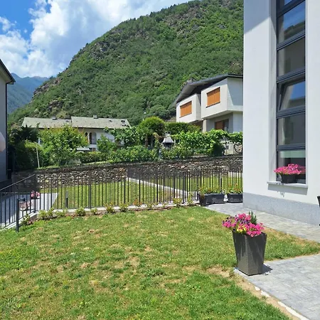 Casa Acero * Tirano